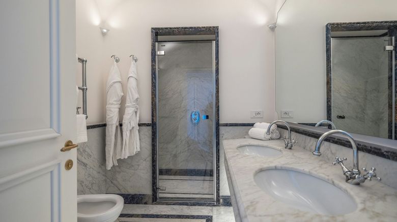 <b>Hotel Du Tasso Sorrento Room</b>. Images powered by <a href="https://www.leonardoworldwide.com/" title="Leonardo Worldwide" target="_blank">Leonardo</a>.