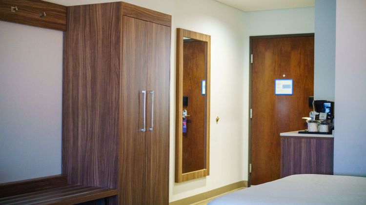 Holiday Inn Express/Stes Ensenada Centro Room