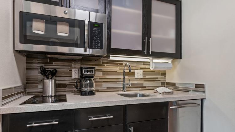Staybridge Suites Denver Downtown Room