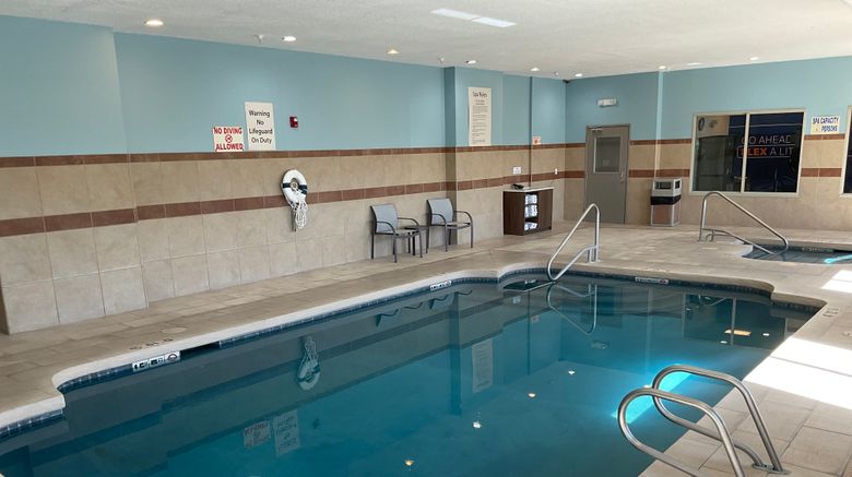 <b>Holiday Inn Express & Stes Grants Milan Pool</b>. Images powered by <a href="https://www.leonardoworldwide.com/" title="Leonardo Worldwide" target="_blank">Leonardo</a>.