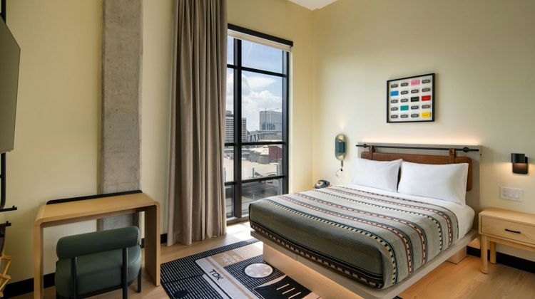 Moxy Atlanta Downtown Room