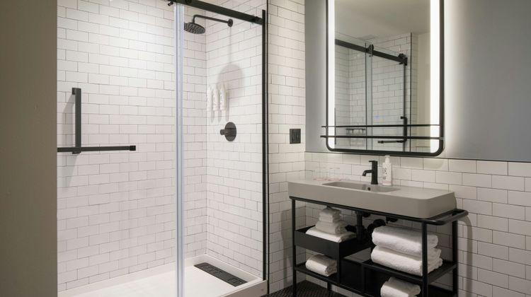 Moxy Atlanta Downtown Room
