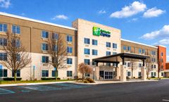 Holiday Inn Express Wixom