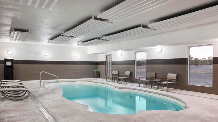 Garner Hotel Liberal North Pool