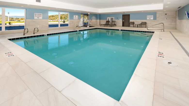 <b>Holiday Inn Exp Suites Roseburg N Pool</b>. Images powered by <a href="https://www.leonardoworldwide.com/" title="Leonardo Worldwide" target="_blank">Leonardo</a>.