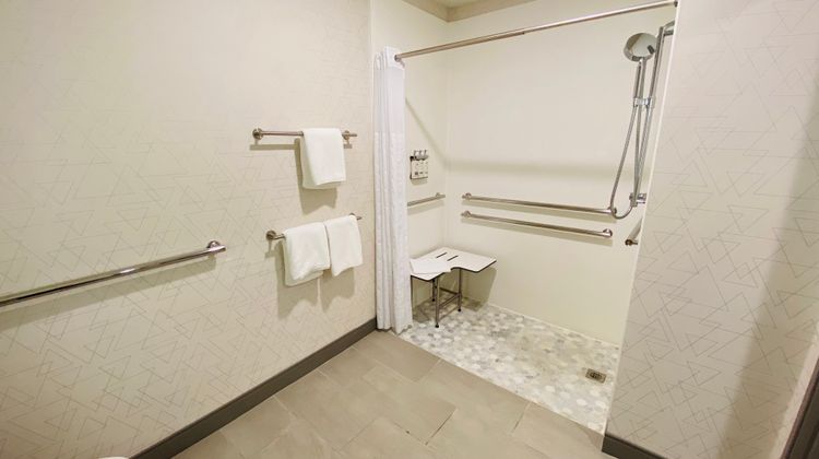 Holiday Inn Express Bluffton Room