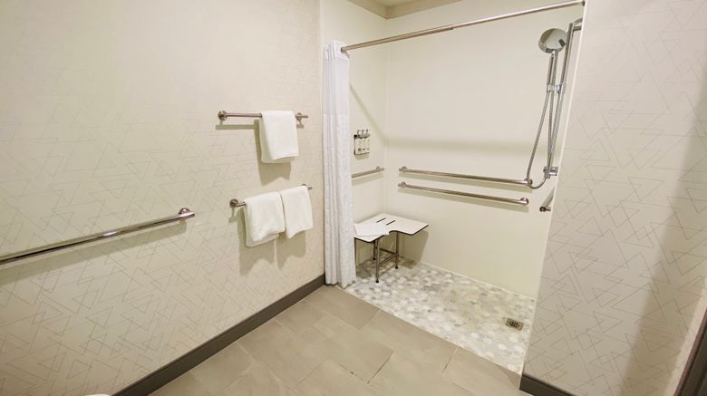 <b>Holiday Inn Express Bluffton Room</b>. Images powered by <a href="https://www.leonardoworldwide.com/" title="Leonardo Worldwide" target="_blank">Leonardo</a>.