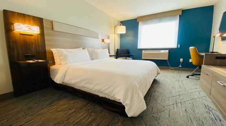 <b>Holiday Inn Express Bluffton Room</b>. Images powered by <a href="https://www.leonardoworldwide.com/" title="Leonardo Worldwide" target="_blank">Leonardo</a>.