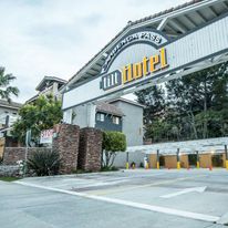 Tilt Hotel Universal/Hollywood, Ascend