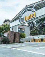 Tilt Hotel Universal/Hollywood