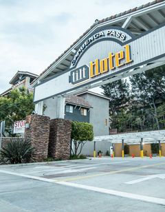 Tilt Hotel Universal/Hollywood