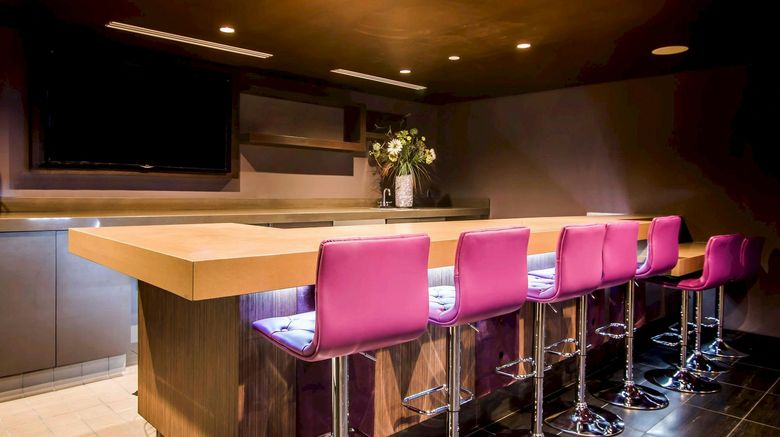 <b>Tilt Hotel Universal/Hollywood Lobby</b>. Images powered by <a href="https://www.leonardoworldwide.com/" title="Leonardo Worldwide" target="_blank">Leonardo</a>.