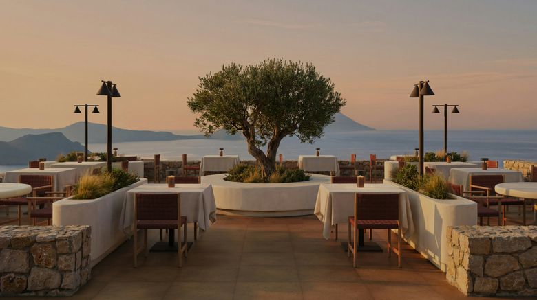<b>Erema Milos Restaurant</b>. Images powered by <a href="https://www.leonardoworldwide.com/" title="Leonardo Worldwide" target="_blank">Leonardo</a>.