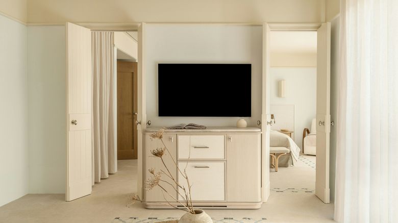 <b>Erema Milos Suite</b>. Images powered by <a href="https://www.leonardoworldwide.com/" title="Leonardo Worldwide" target="_blank">Leonardo</a>.
