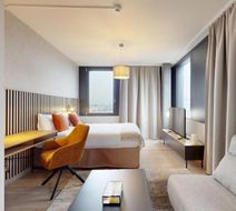 Nonanteneuf Geneve Etang Arpt Room