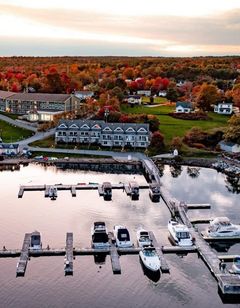 Oak Island Resort & Conference Centre