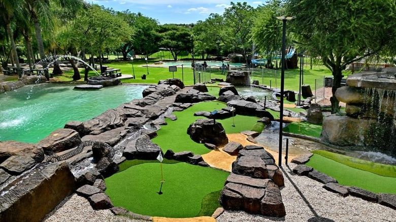 <b>Seasons Golf Leisure Spa Golf</b>. Images powered by <a href="https://www.leonardoworldwide.com/" title="Leonardo Worldwide" target="_blank">Leonardo</a>.