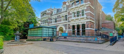 Liverpool Aigburth Hotel Exterior