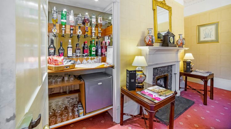 OYO Bailbrook Lodge Restaurant
