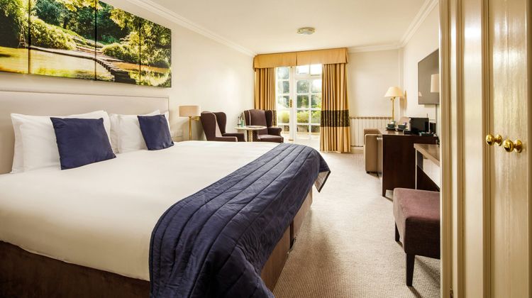 Sunday Box Hill Burford Bridge Hotel Other