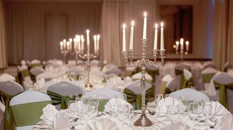 <b>Exeter Rougemont Hotel Restaurant</b>. Images powered by <a href="https://www.leonardoworldwide.com/" title="Leonardo Worldwide" target="_blank">Leonardo</a>.