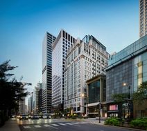 The Gwen, a Luxury Collection Hotel Exterior