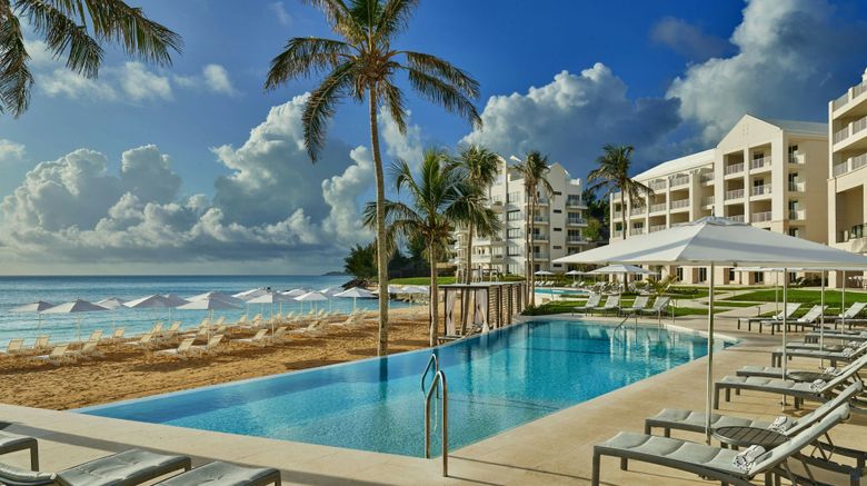 <b>The St Regis Bermuda Resort Pool</b>. Images powered by <a href="https://www.leonardoworldwide.com/" title="Leonardo Worldwide" target="_blank">Leonardo</a>.