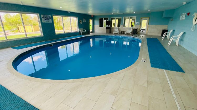 Holiday Inn Express Bluffton Pool