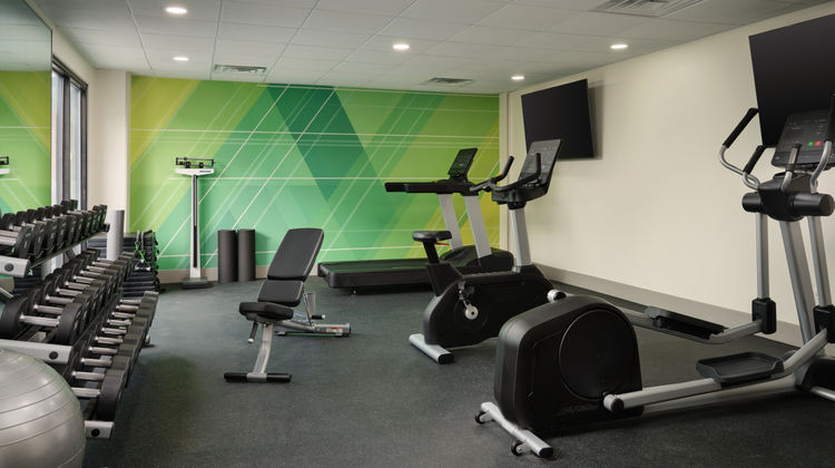 Holiday Inn Savannah S I-95 Gateway Health Club