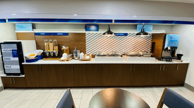 Bluffton Inn & Suites Restaurant