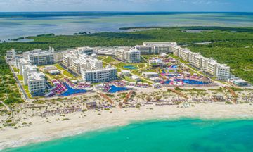 Planet Hollywood Cancun