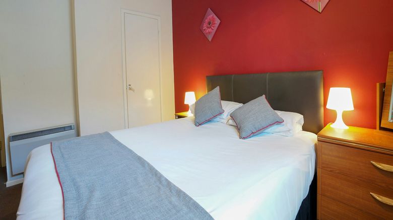 <b>OYO Shanklin Beach Hotel Room</b>. Images powered by <a href="https://www.leonardoworldwide.com/" title="Leonardo Worldwide" target="_blank">Leonardo</a>.