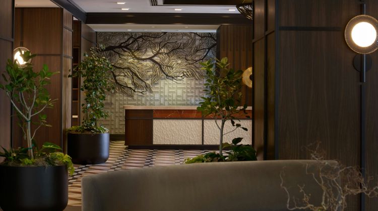 Sheraton Grand Sacramento Hotel Lobby