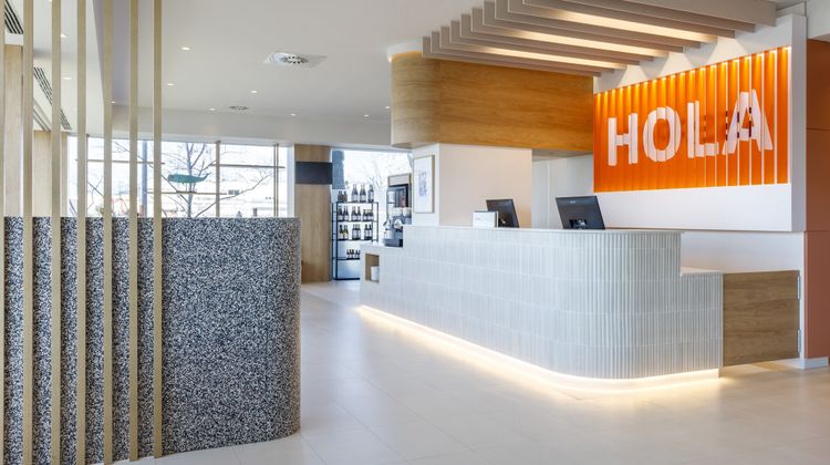 Holiday Inn Express Pamplona Exterior