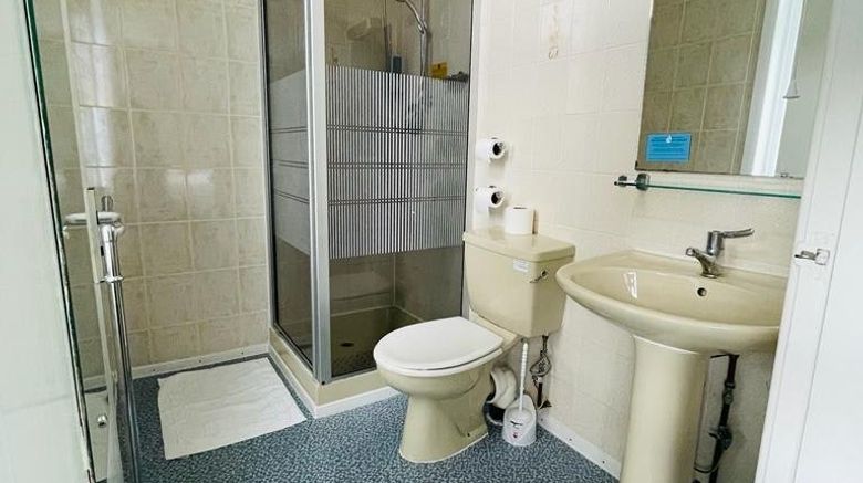 <b>OYO Star Hotel, South Leicester Room</b>. Images powered by <a href="https://www.leonardoworldwide.com/" title="Leonardo Worldwide" target="_blank">Leonardo</a>.
