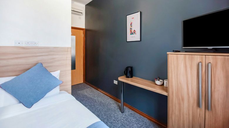<b>OYO Arinza Hotel Room</b>. Images powered by <a href="https://www.leonardoworldwide.com/" title="Leonardo Worldwide" target="_blank">Leonardo</a>.