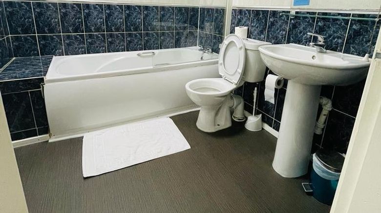 <b>OYO Star Hotel, South Leicester Room</b>. Images powered by <a href="https://www.leonardoworldwide.com/" title="Leonardo Worldwide" target="_blank">Leonardo</a>.