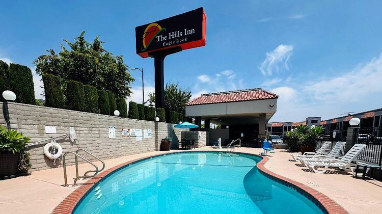 The Hills Inn Eagle Rock Pool