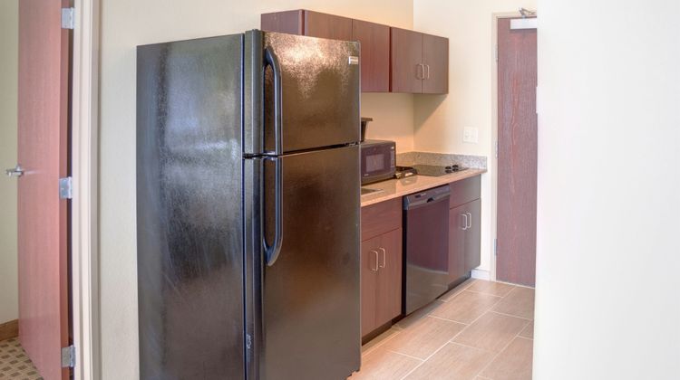 Cobblestone Hotel & Suites Jefferson Suite