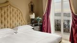 Hotel D'Angleterre Room