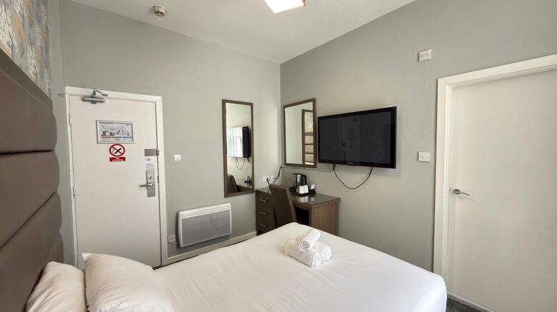 <b>Lord Nelson Hotel Room</b>. Images powered by <a href="https://www.leonardoworldwide.com/" title="Leonardo Worldwide" target="_blank">Leonardo</a>.