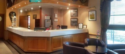 Shetland Hotel Lobby