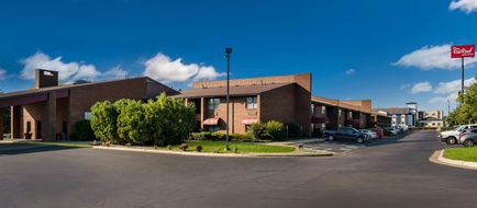 Red Roof Inn & Suites Lexington-Hamburg Exterior