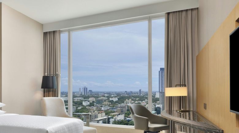 <b>Sheraton Colombo Hotel Room</b>. Images powered by <a href="https://www.leonardoworldwide.com/" title="Leonardo Worldwide" target="_blank">Leonardo</a>.