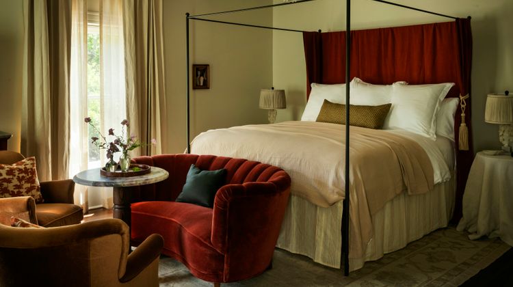 The Douglas Hotel Savannah Room