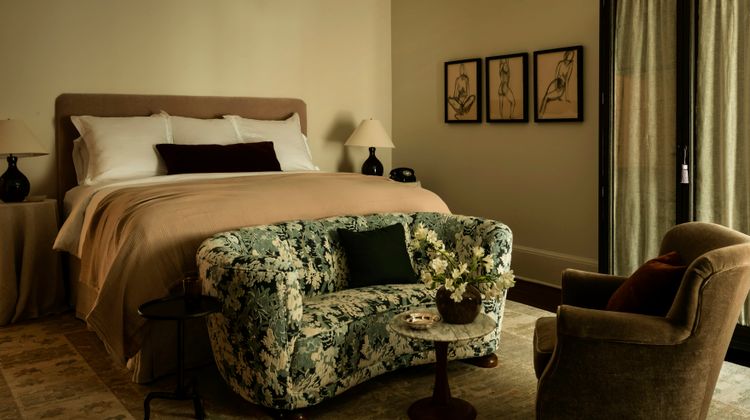 The Douglas Hotel Savannah Room