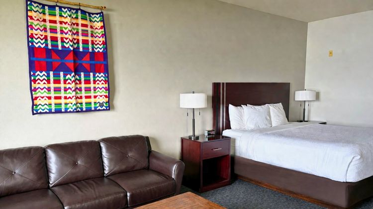 River Lodge and Grill Room