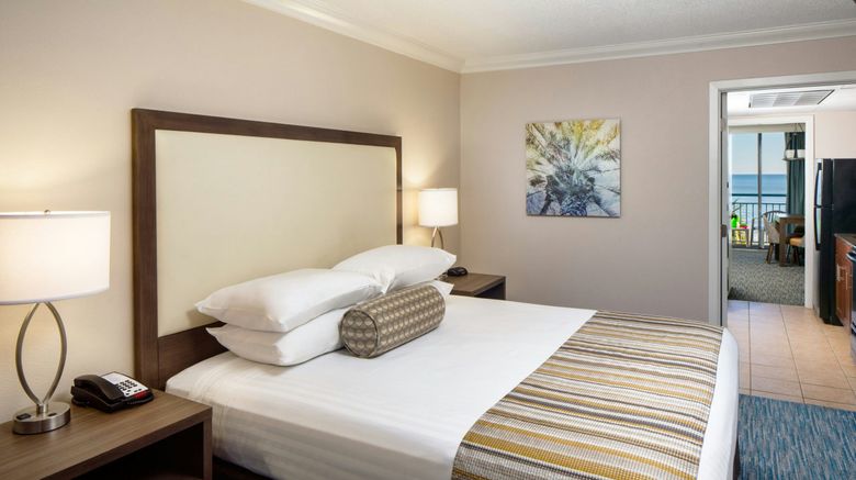 <b>Coral Beach Resort Hotel & Suites Room</b>. Images powered by <a href="https://www.leonardoworldwide.com/" title="Leonardo Worldwide" target="_blank">Leonardo</a>.