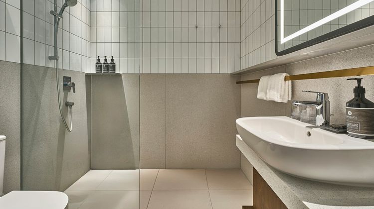 Oakwood Premier Raffles Place Singapore Room