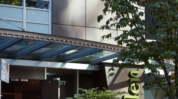 Loden Hotel Exterior